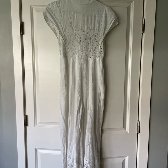 White ASTR Onesie - Picture 3 of 3